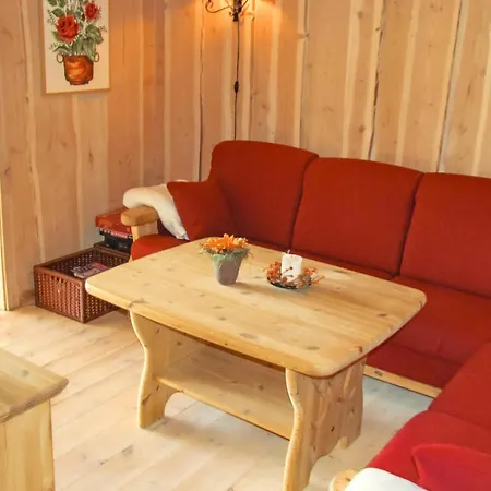 Holiday home 3 Bedroom Beautiful In Vikesa *